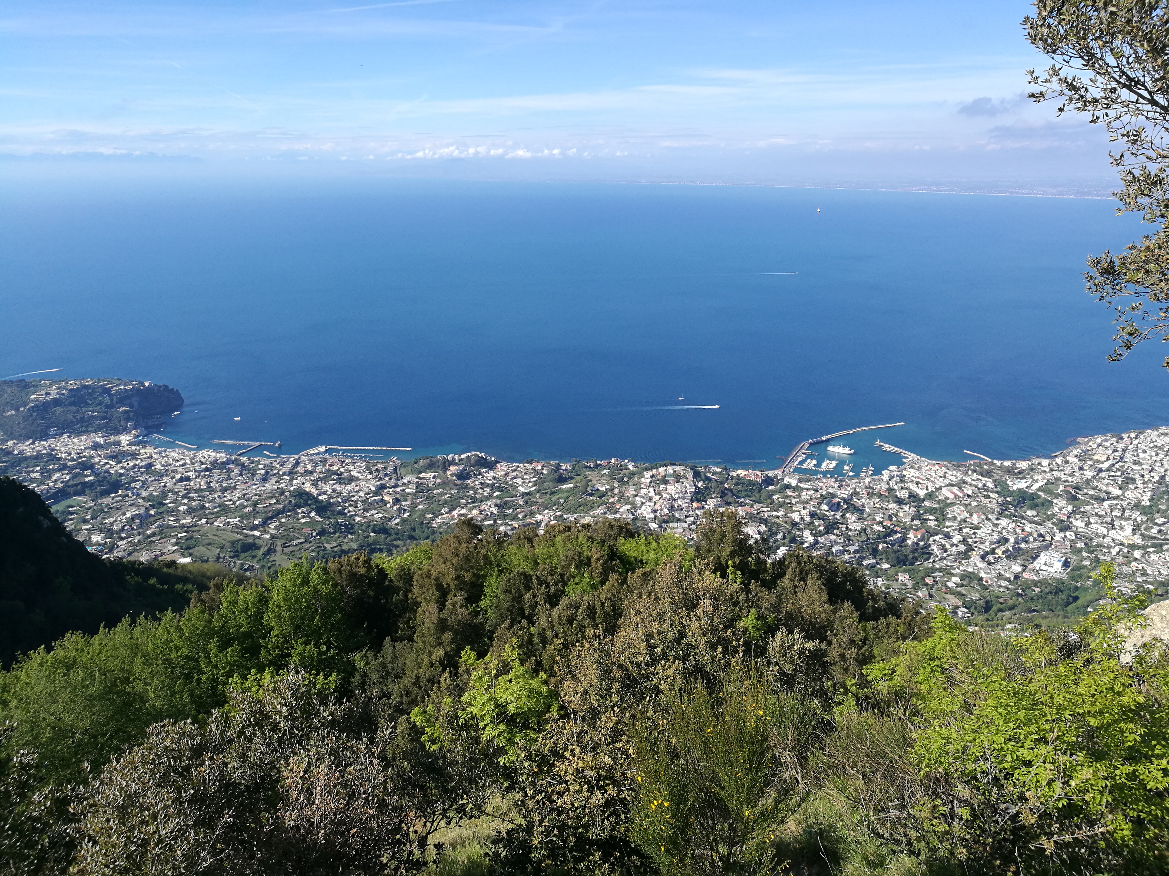 Panorama di Ischia dal Monte Epomeo